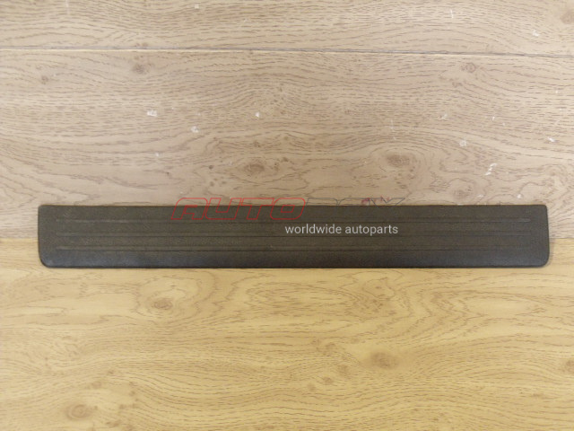 Right Threshold Trim / Scuff Plate Mazda 3 (BL) 2009>2013