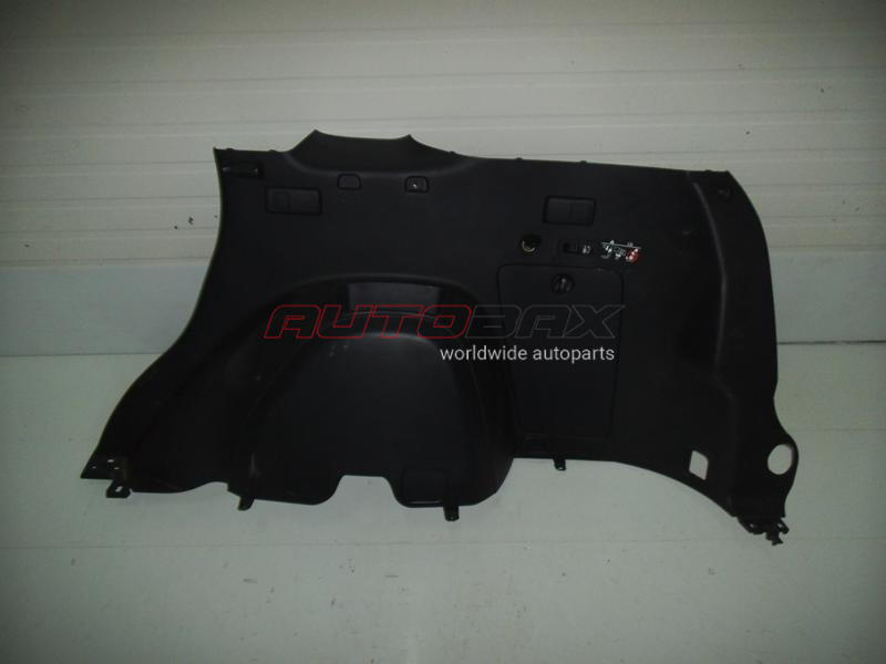 Trunk Trim/Filler Outlander XL (CW) 2006>2012