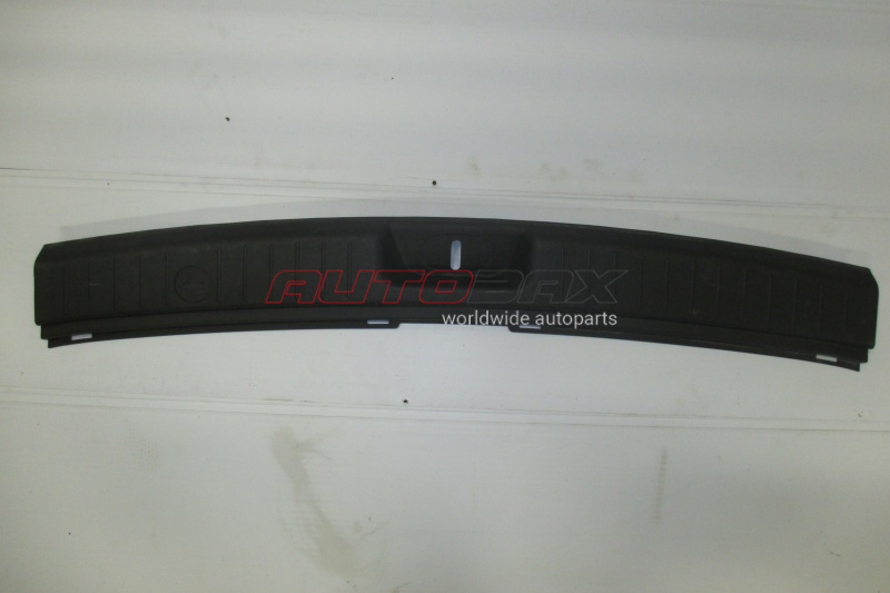 Rear Panel Trim Hyundai Santa Fe (CM) 2005>2012