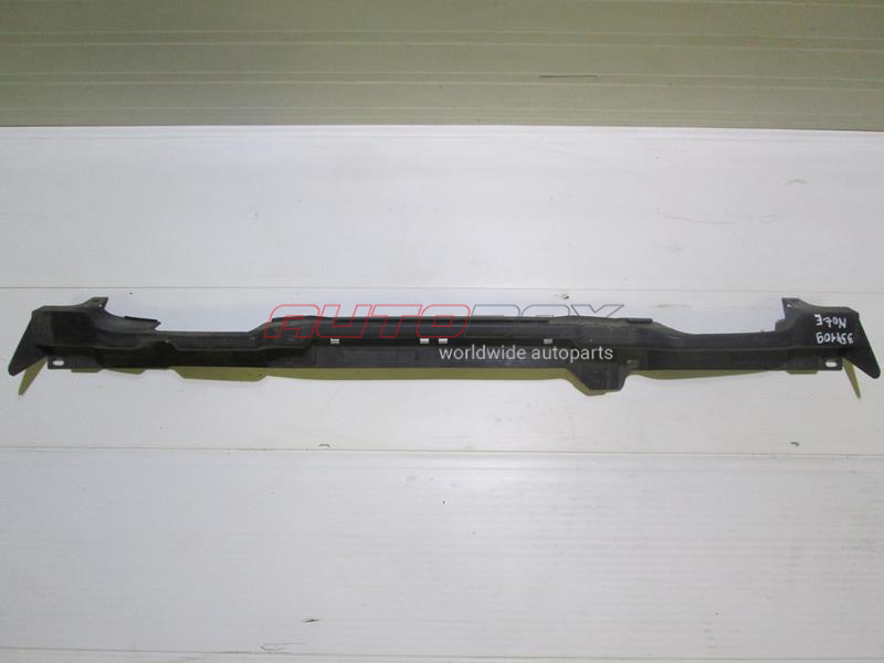 Rear Bumper Center Bracket Note (E11) 2006>2012