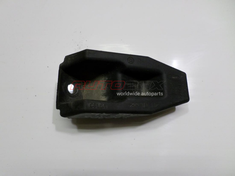 Left Rear Bumper Bracket Focus III 2011>