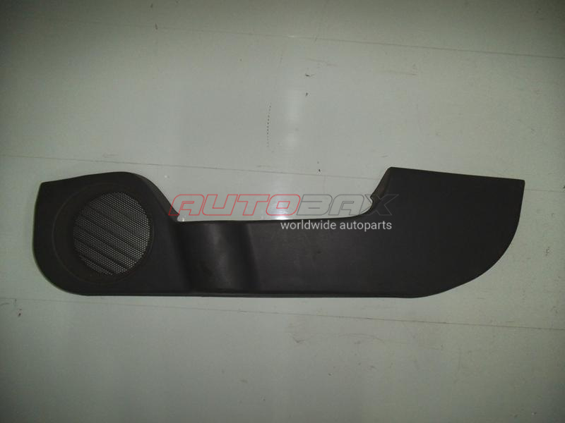 Door Trim Front Right Spectra 2001>