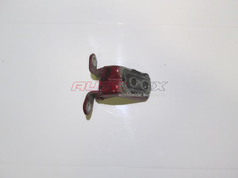 Front Right Door Hinge Note (E11) 2006>2012