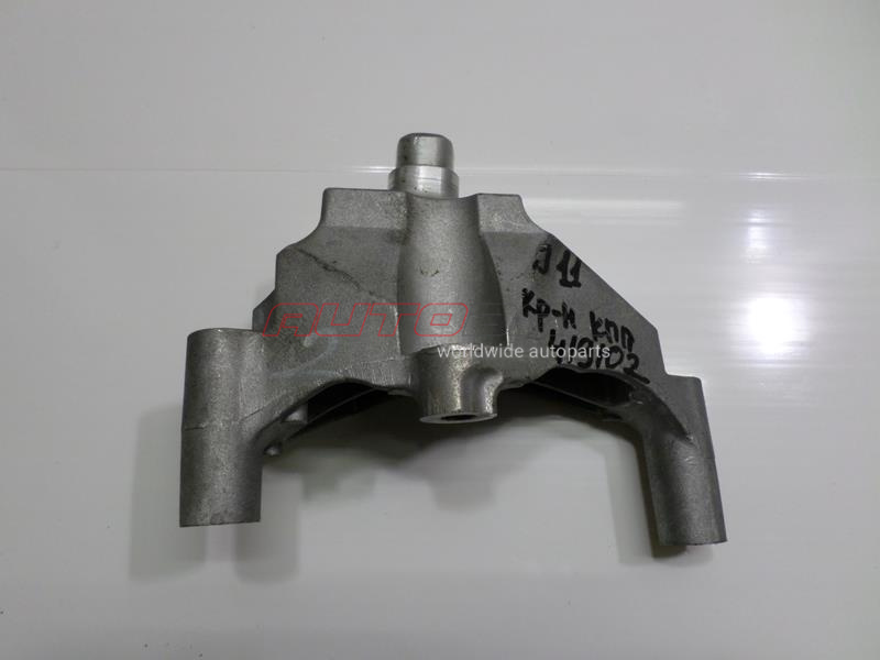 Engine/Transmission Mount Bracket Nissan Qashqai (J11) 2014>