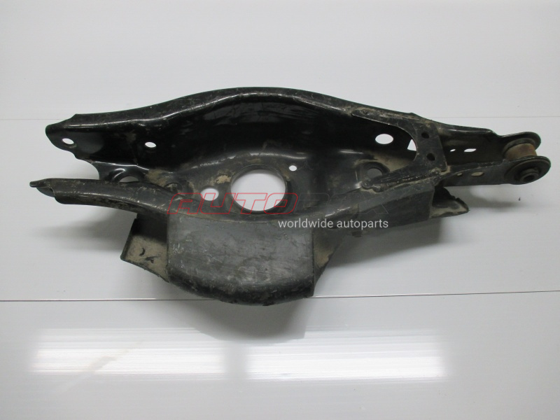 Lever Rear Upper Toyota Avensis III 2009>
