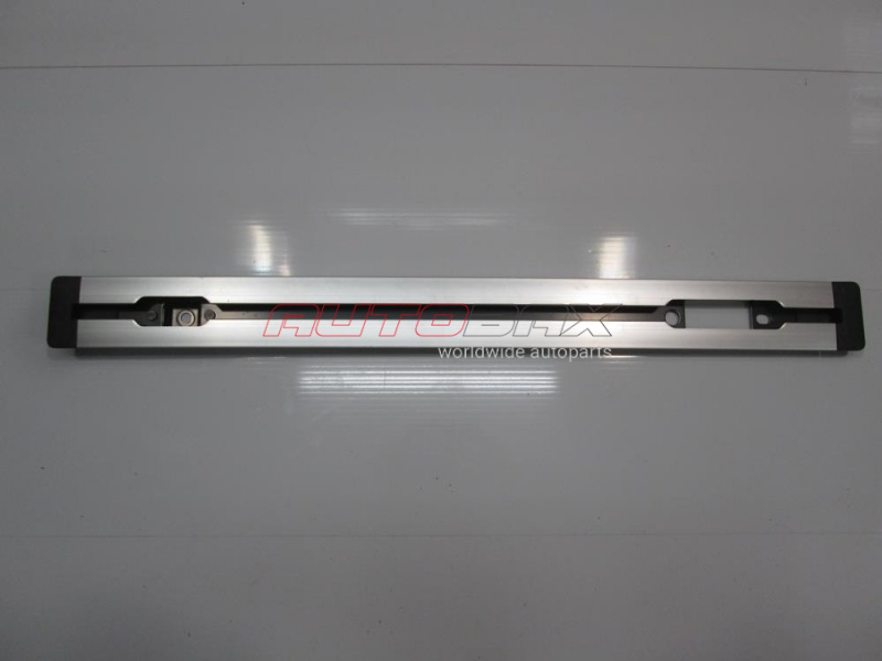 Trim/Luggage Compartment Filler Toyota Land Cruiser (150) Prado 2009>