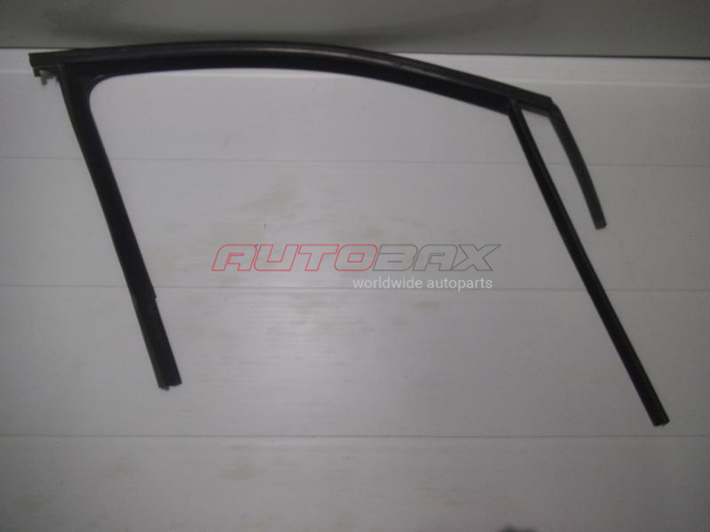 Front Right Door Glass Seal Touran 2003>2010