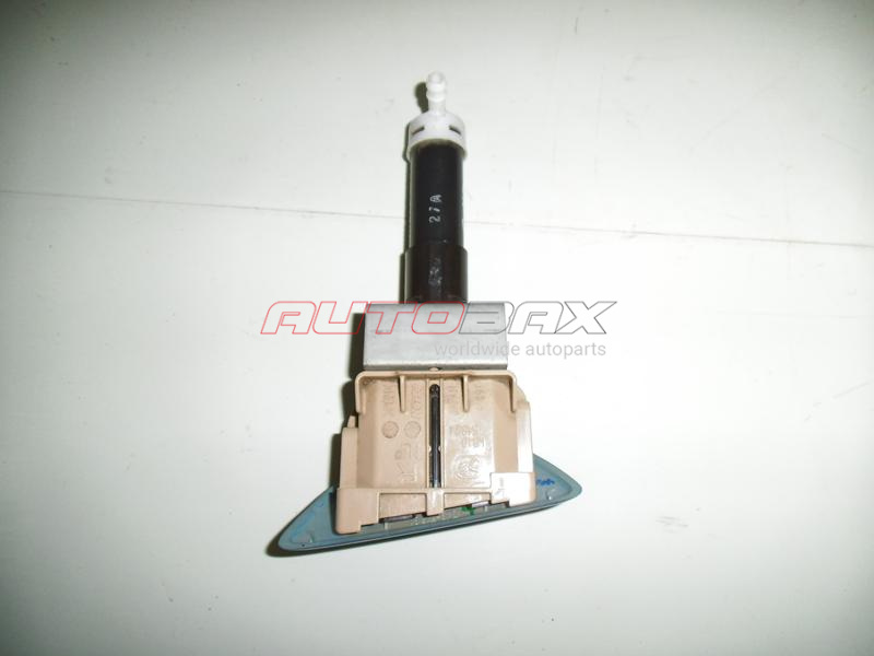 Headlight Washer Nozzle/Cover CX 5 2012>
