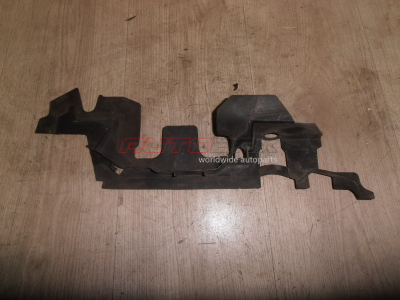 Radiator Deflector (Right) Touran 2003>2010