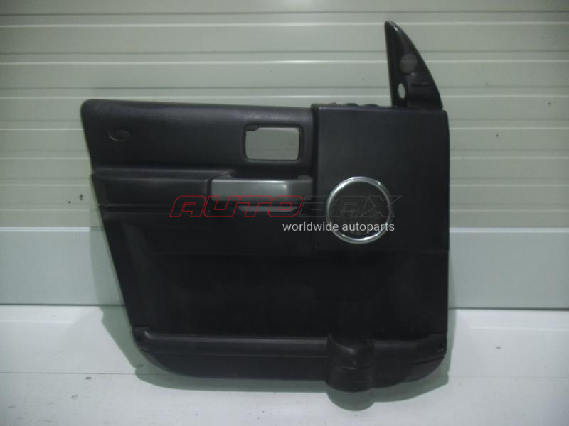 Front Left Door Trim Panel Discovery III 2004>2009
