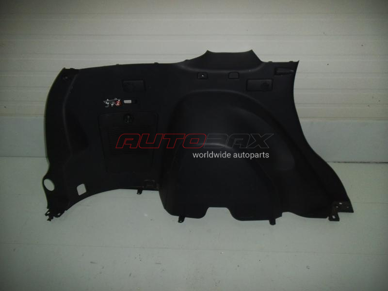 Trunk Trim/Filler Outlander XL (CW) 2006>2012