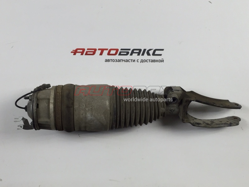 Shock Absorber Front Left Touareg 2010>