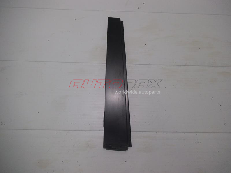 Molding / Trim Door Rear Right Touran 2003>2010