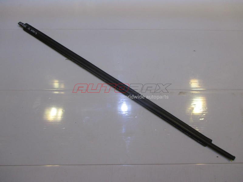 Window Seal Front Left Door RAV 4 2006>2013