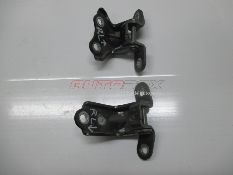 Rear Left Door Hinge Rio 2011>