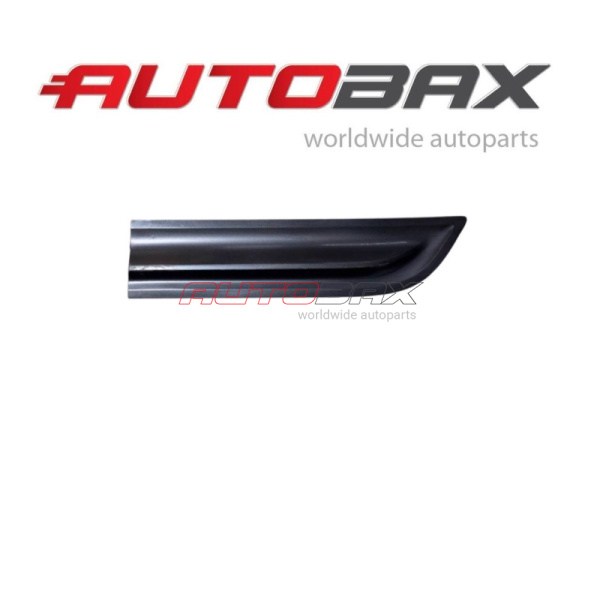 Molding/Door Trim Rear Left Porsche Macan 2014>