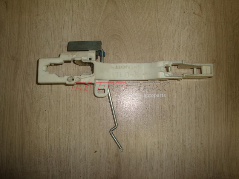 Front Left Door Handle Bracket Accord VIII 2008>2013